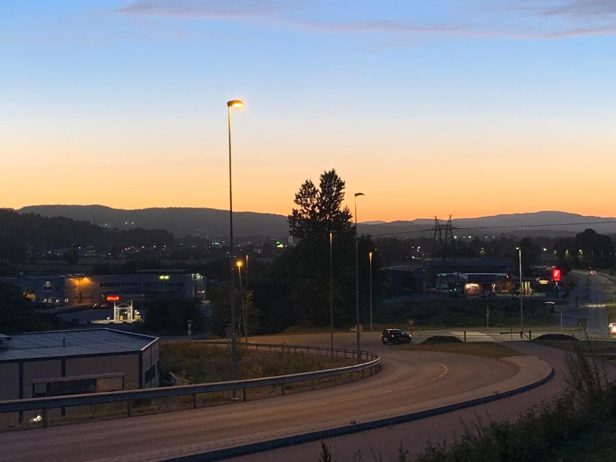 Apartmán Trivelig Leilighet Gratis Parkering Pa Stedet! Porsgrunn Exteriér fotografie